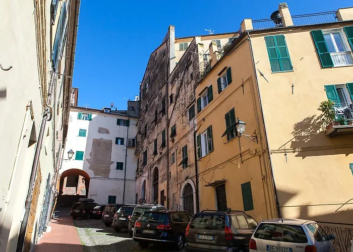 Nyaraló Casa Carducci - Spacious Historical Close To The