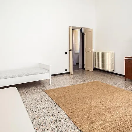 Semesterbostad Casa Carducci - Spacious Historical Close To The