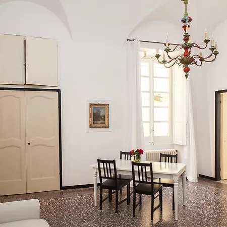 Casa vacanze Casa Carducci - Spacious Historical Close To The Imperia
