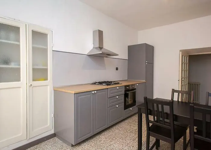 Casa Carducci - Spacious Historical Close To The * Imperia